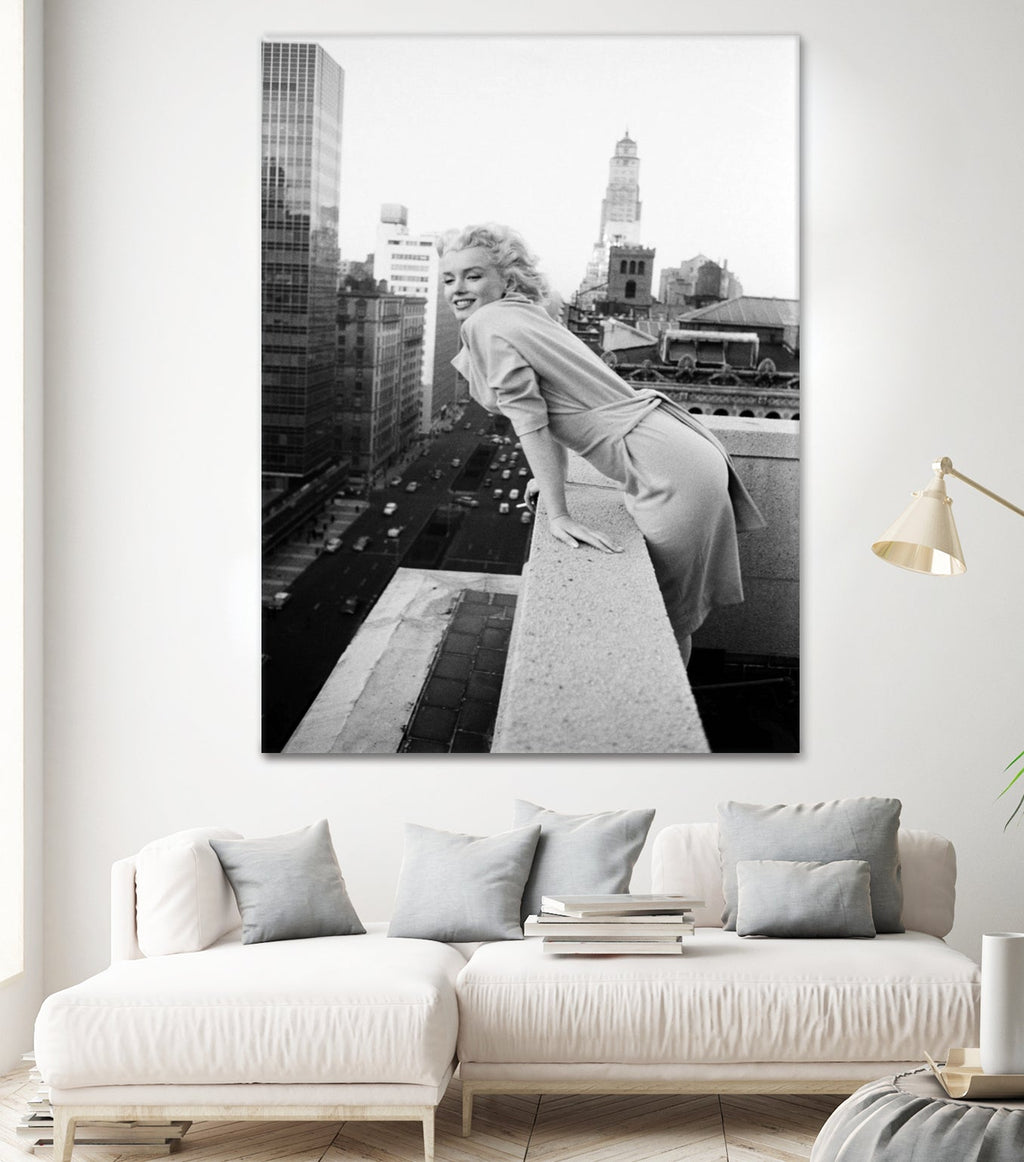 Marilyn on balcony