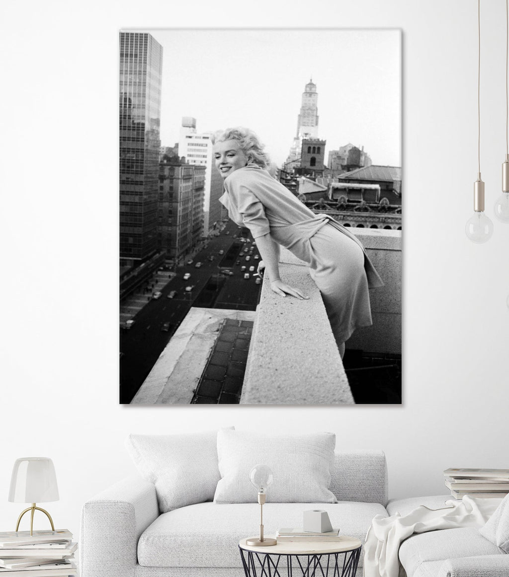 Marilyn on balcony