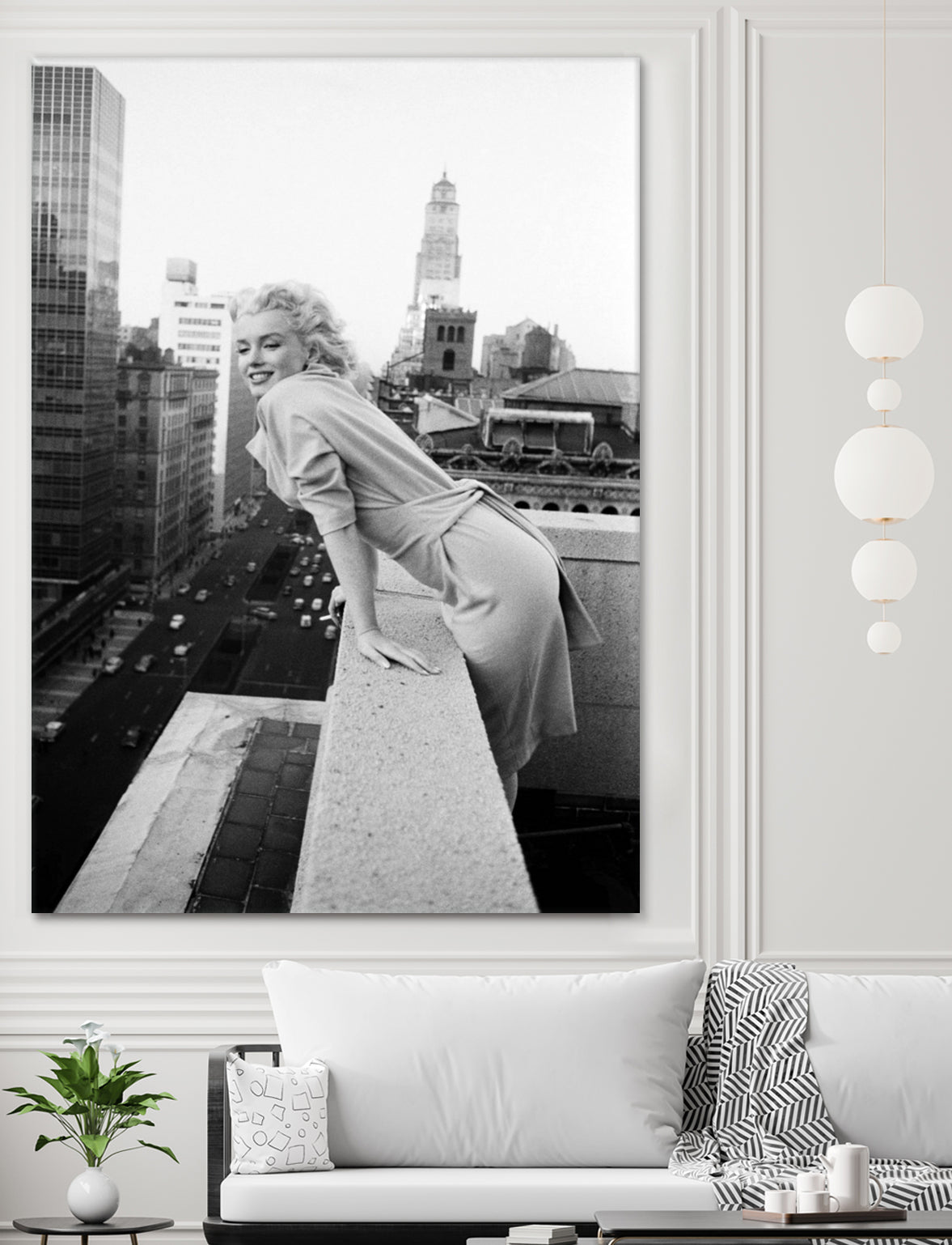 Marilyn on balcony