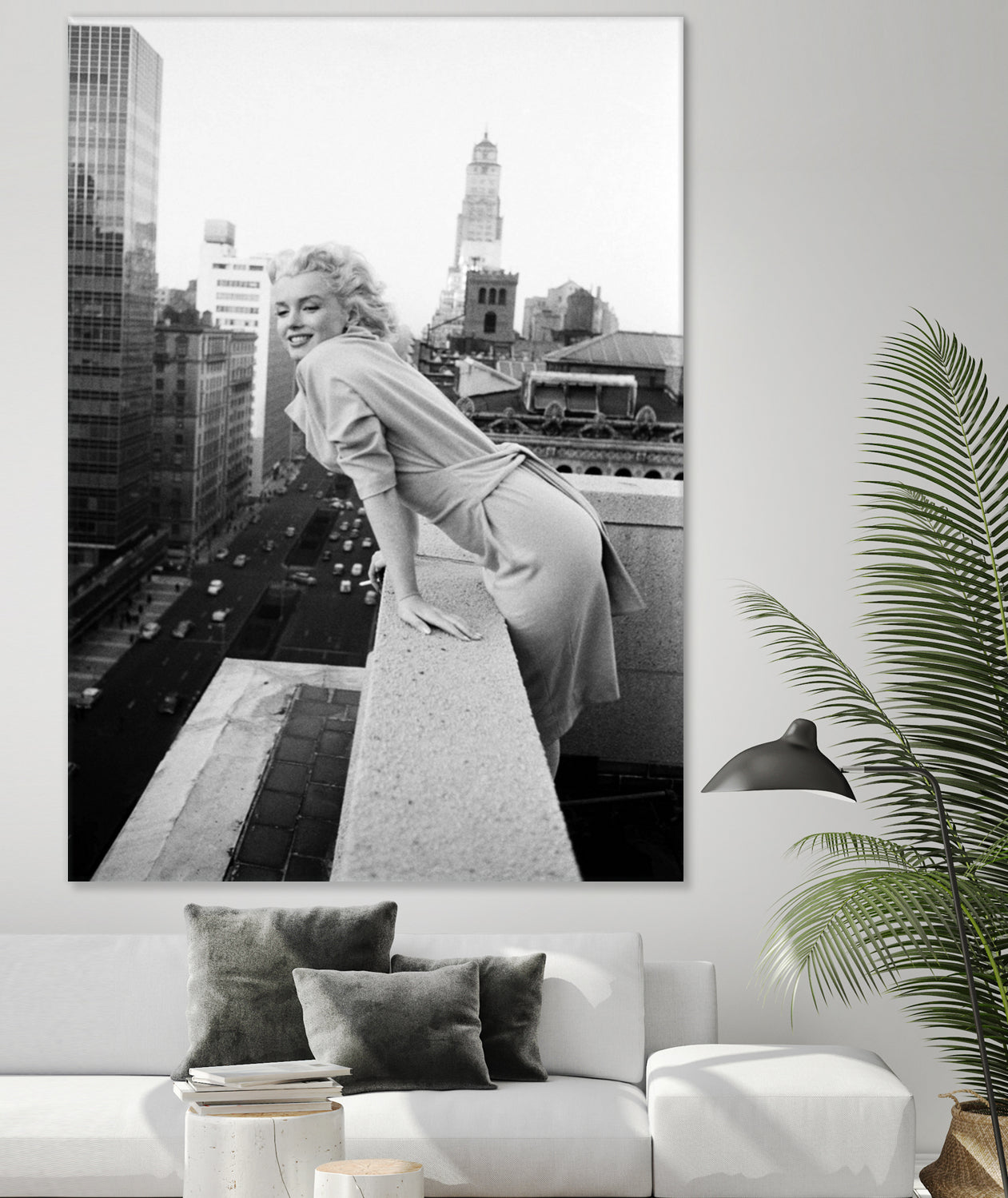 Marilyn on balcony