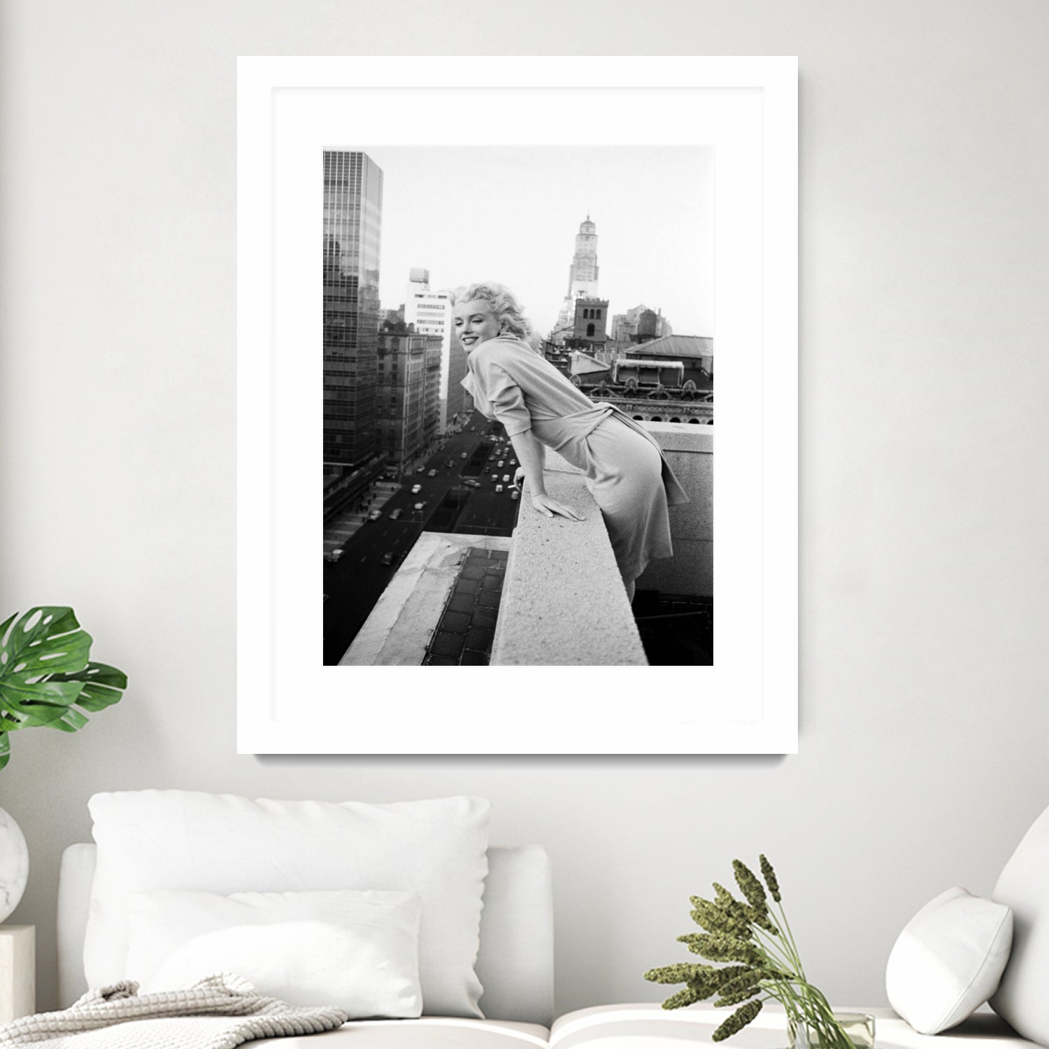 Marilyn on balcony