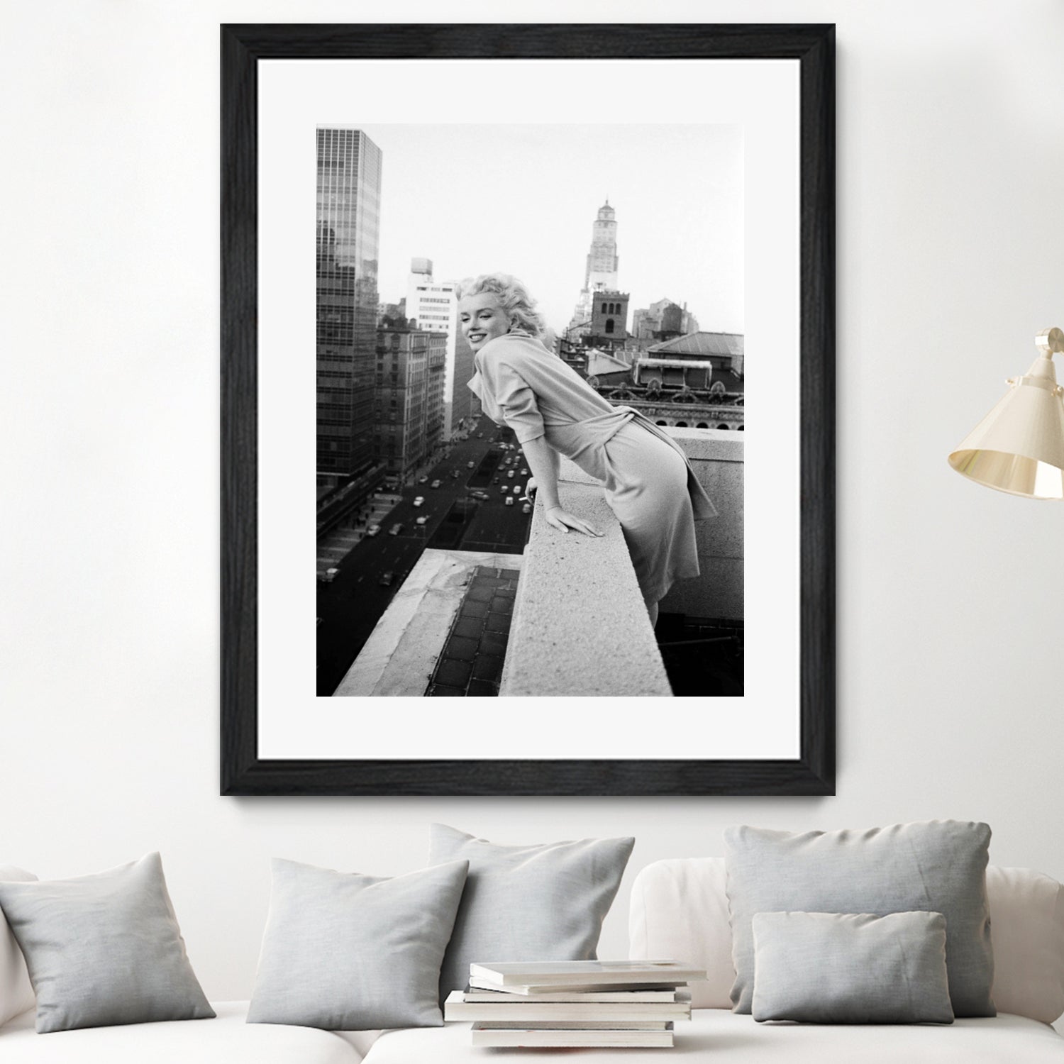 Marilyn on balcony