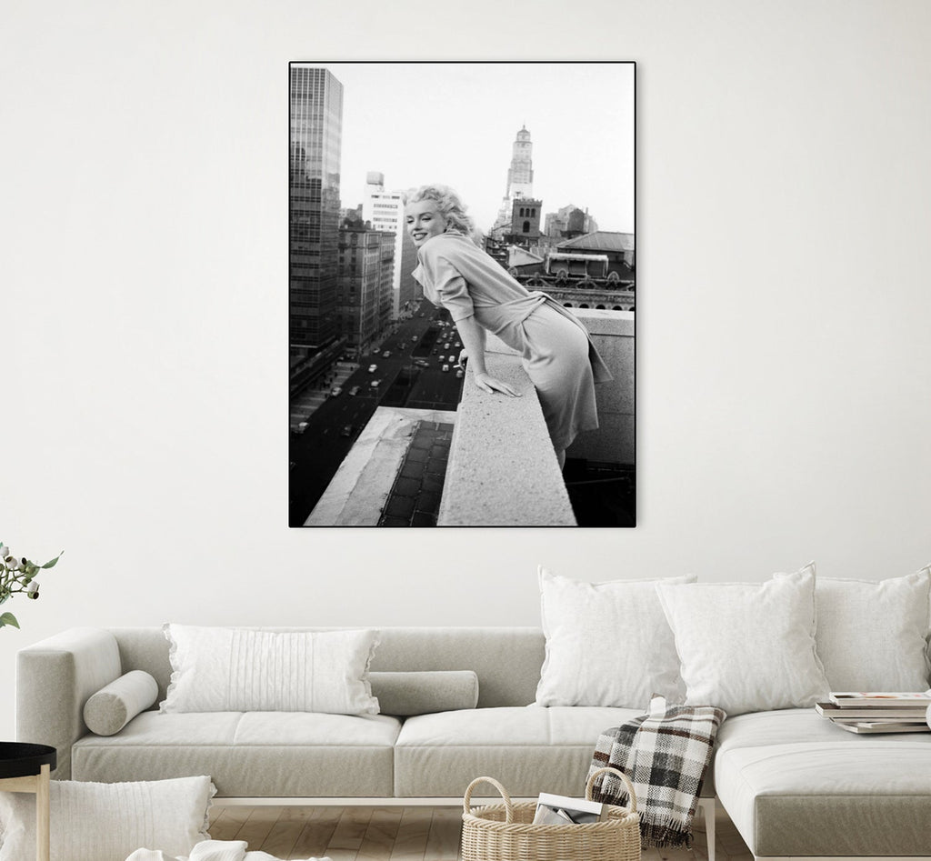 Marilyn on balcony