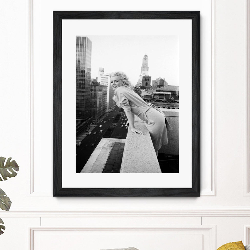 Marilyn on balcony
