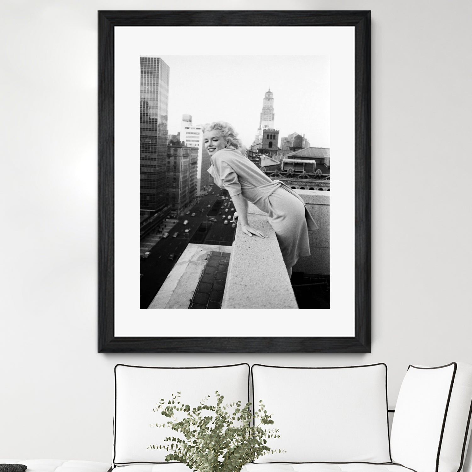 Marilyn on balcony