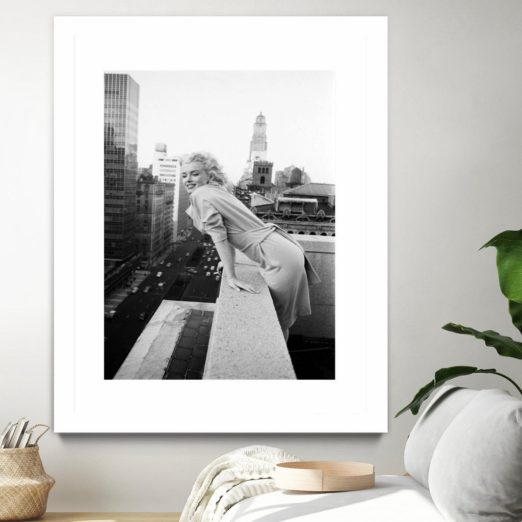Marilyn on balcony