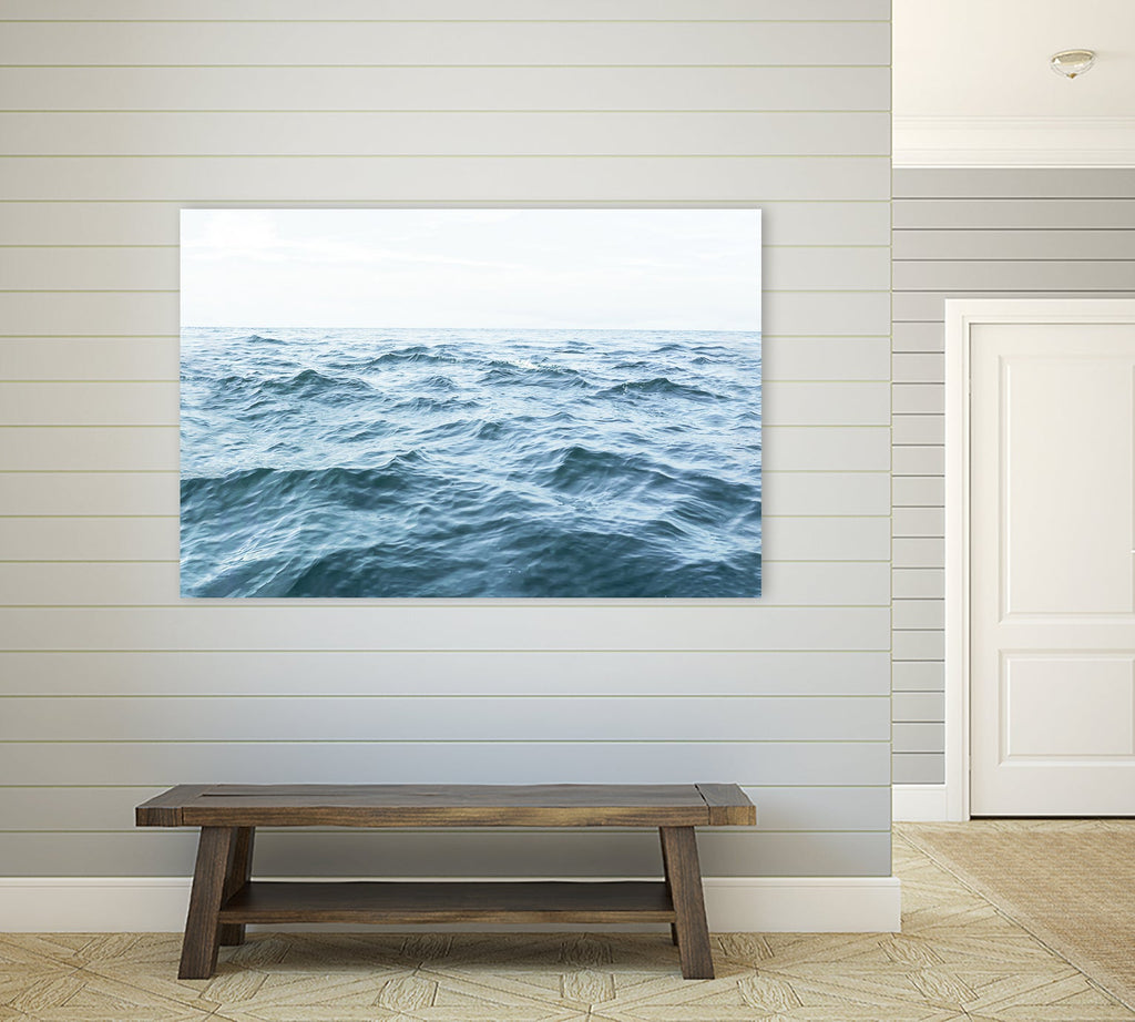 Wavy Horizon