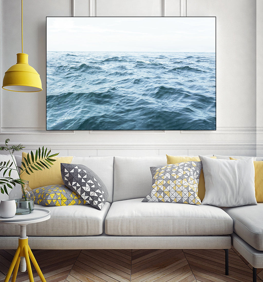 Wavy Horizon