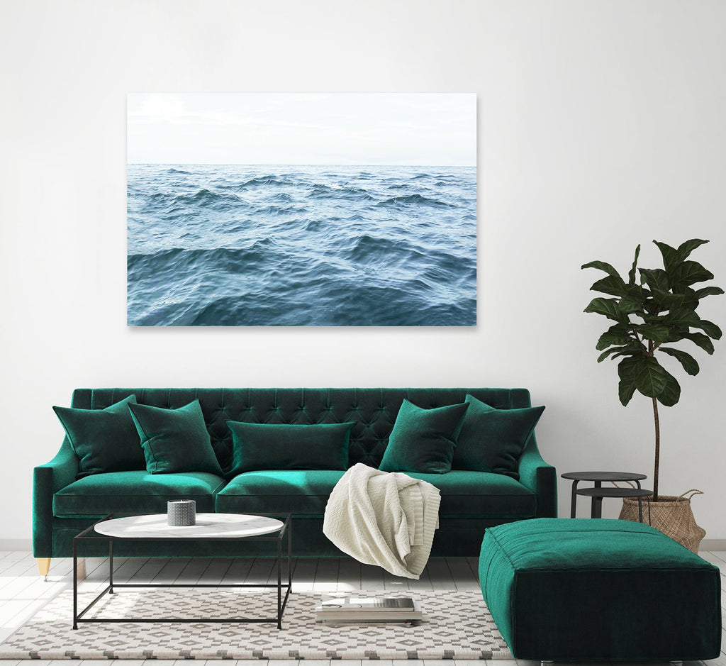 Wavy Horizon